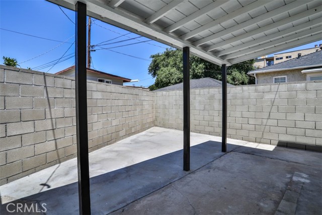 2111 Scott Road, Burbank CA: https://media.crmls.org/medias/775a7c45-733f-46b8-8933-3863578ce5df.jpg