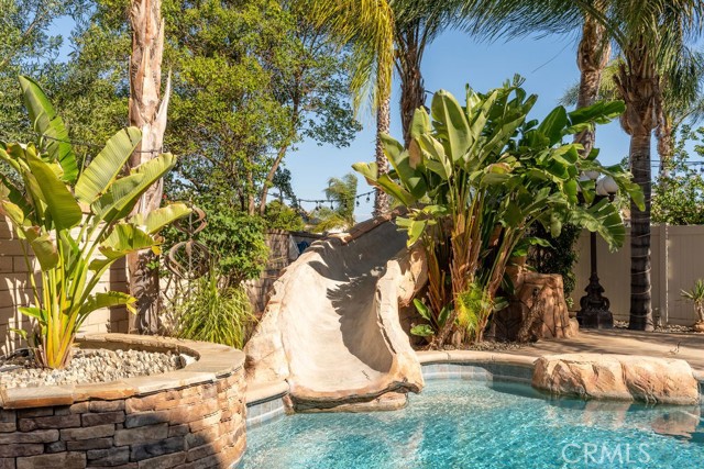 42518 Monahan Place, Murrieta CA: https://media.crmls.org/medias/775af8f3-9ad3-49a6-ae00-2cd32d6c2e26.jpg