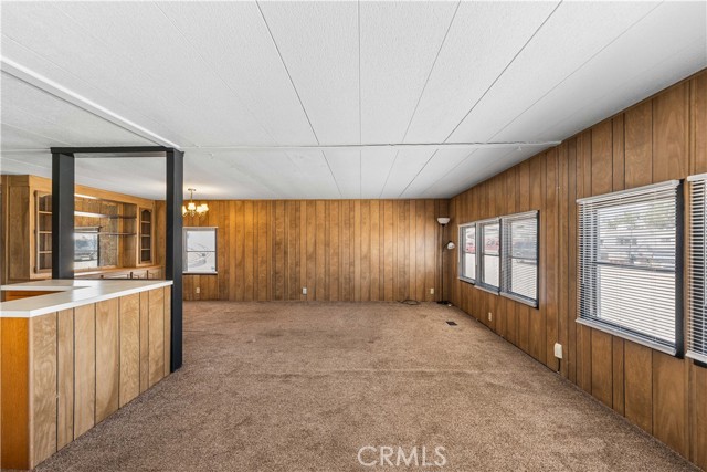 2121 Nadeau Street, Mojave CA: https://media.crmls.org/medias/775b7d56-a961-4c22-a4c1-8b9feab0bd80.jpg