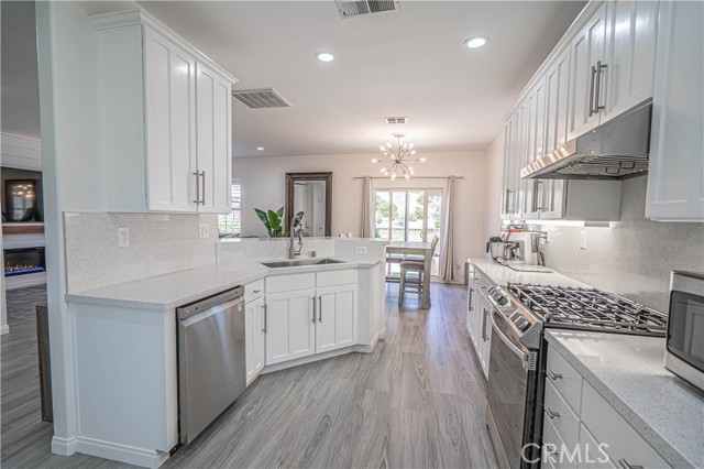 Image 13 of 44 For 28217 Alton Way