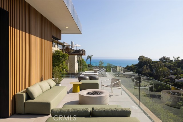 1000 Oriole Drive, Laguna Beach CA: https://media.crmls.org/medias/775d6abf-89e8-4f14-aa49-2a5569e773f4.jpg