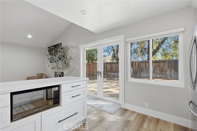 26764 Pamela Dr photo 11