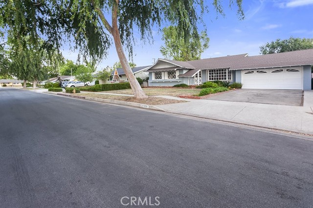 22330 Cantara Street, Canoga Park CA: https://media.crmls.org/medias/775df52f-2ae2-4d67-8563-8a9c4883ed9d.jpg