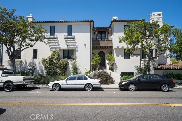 232 16th Street, Manhattan Beach, California 90266, 6 Bedrooms Bedrooms, ,3 BathroomsBathrooms,Residential,Sold,16th,SB22027027