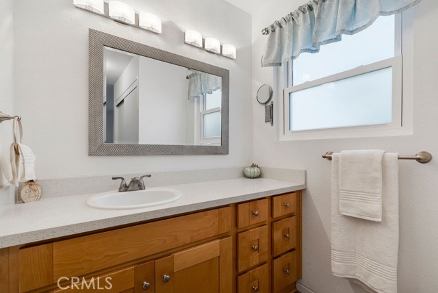 Detail Gallery Image 20 of 35 For 381 W Pebble Beach Ln, Azusa,  CA 91702 - 3 Beds | 1/1 Baths