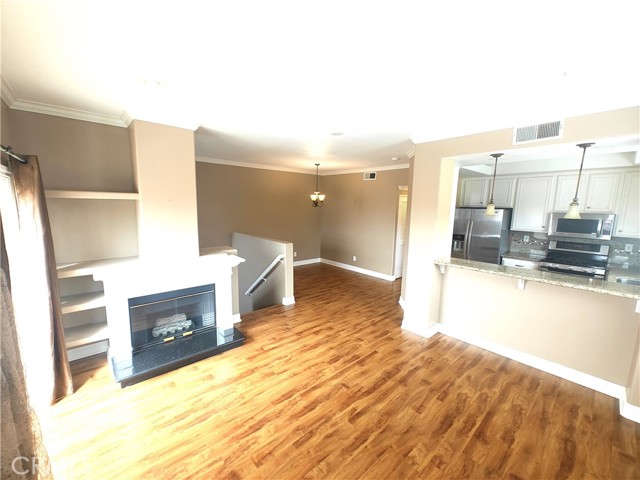 Detail Gallery Image 7 of 23 For 1095 S San Marino Way, Anaheim,  CA 92808 - 3 Beds | 2 Baths