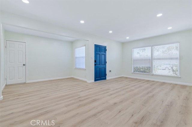 Detail Gallery Image 9 of 35 For 12155 Dunrobin, Downey,  CA 90242 - 3 Beds | 2 Baths