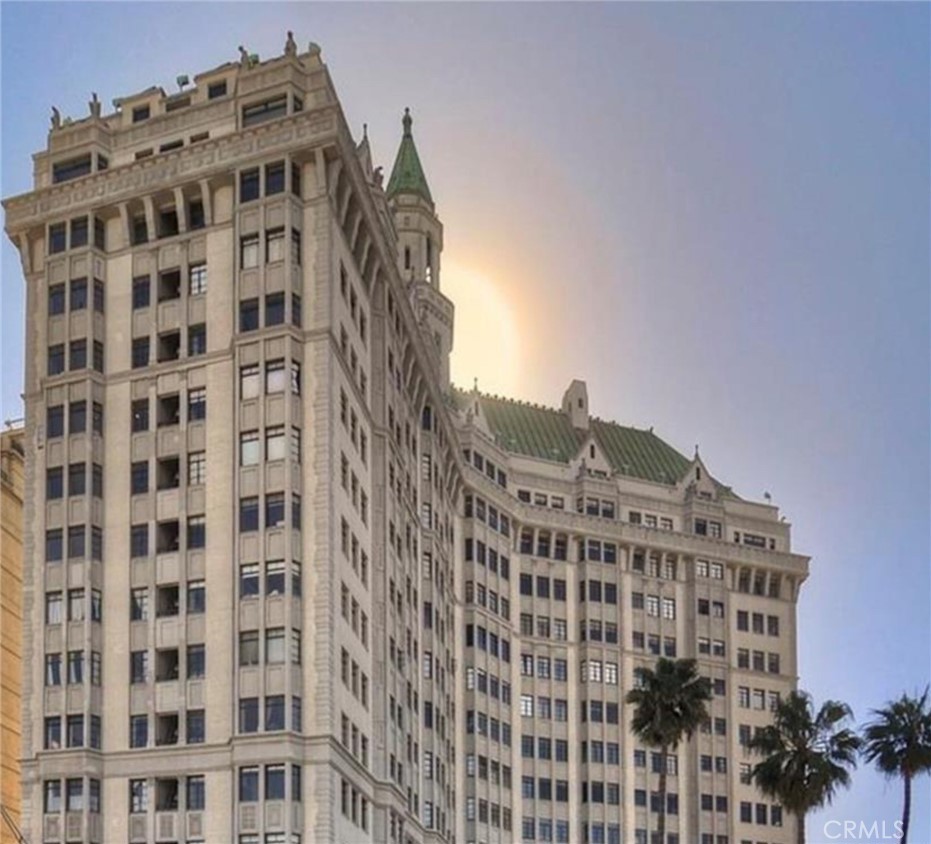 800 E Ocean Boulevard