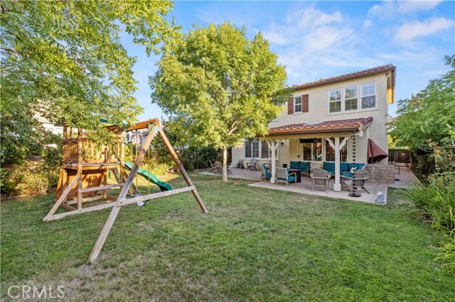 Detail Gallery Image 24 of 34 For 24303 Las Palmas St, Valencia,  CA 91355 - 4 Beds | 3 Baths