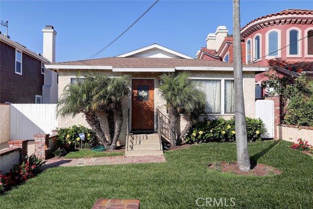 1031 Avenue D, Redondo Beach, California 90277, 3 Bedrooms Bedrooms, ,1 BathroomBathrooms,Residential,Sold,Avenue D,SB19263186