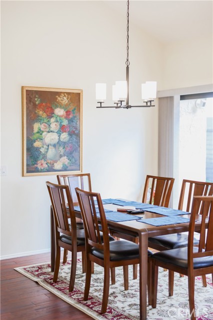 Detail Gallery Image 13 of 29 For 183 S Starflower, Brea,  CA 92821 - 3 Beds | 2/1 Baths