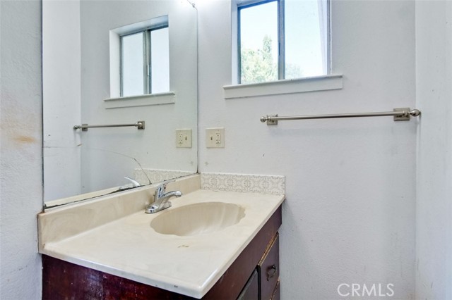 Detail Gallery Image 39 of 71 For 1775 San Ramon Ave, Mountain View,  CA 94043 - 5 Beds | 2 Baths