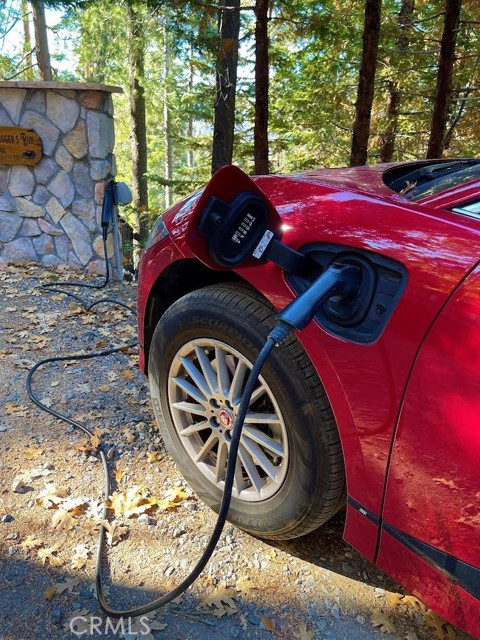 Detail Gallery Image 37 of 50 For 540 Rose Quartz, Lake Arrowhead,  CA 92352 - 2 Beds | 2/1 Baths