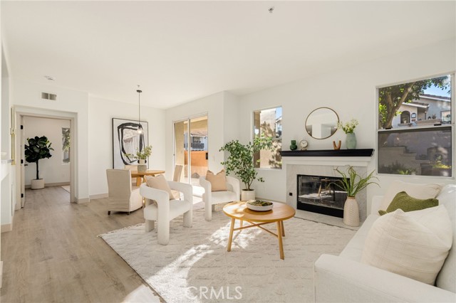 Detail Gallery Image 5 of 43 For 263 California Ct, Mission Viejo,  CA 92692 - 2 Beds | 2 Baths