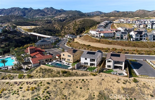 Detail Gallery Image 23 of 27 For 21162 Poema Pl, Chatsworth,  CA 91311 - 5 Beds | 5/2 Baths