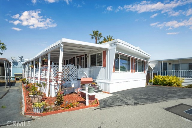 Detail Gallery Image 2 of 56 For 6229 E Golden Sands Dr #193,  Long Beach,  CA 90803 - 2 Beds | 2 Baths