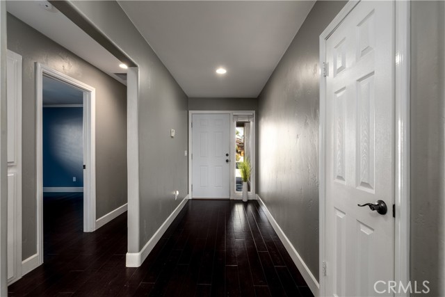 Detail Gallery Image 16 of 58 For 30205 Channel Way, Canyon Lake,  CA 92587 - 3 Beds | 2 Baths