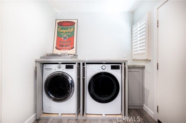Detail Gallery Image 6 of 30 For 5715 Cahill Ave, Tarzana,  CA 91356 - 3 Beds | 2 Baths