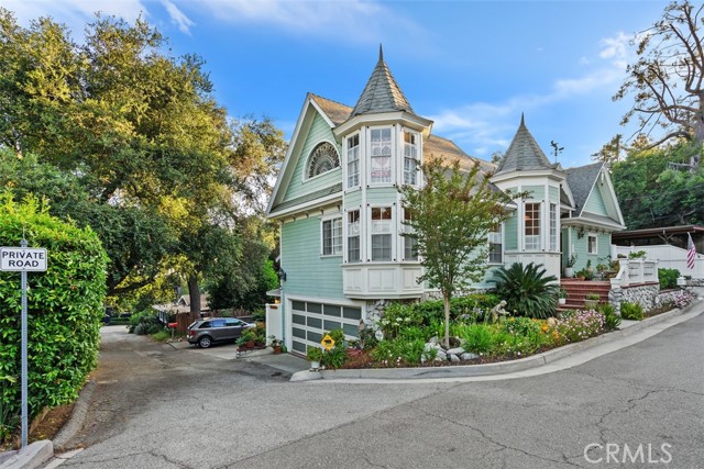 315 Old Ranch Road, Sierra Madre CA: https://media.crmls.org/medias/776775dd-a13b-4186-a311-7478a4e88c7d.jpg
