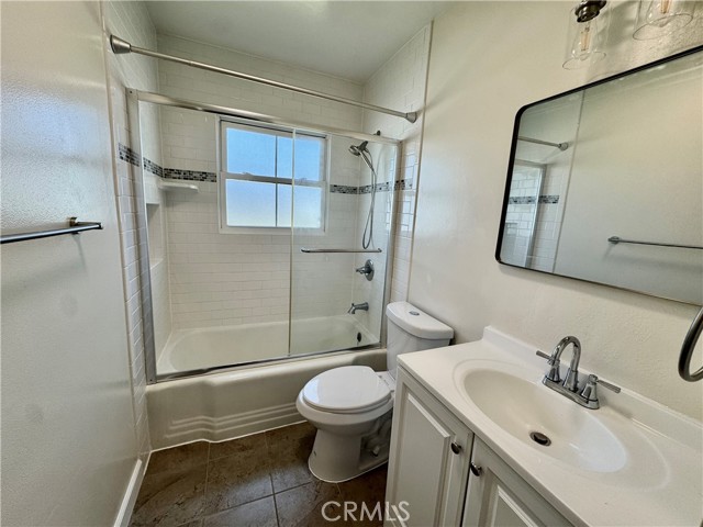 Detail Gallery Image 13 of 19 For 19219 Ronald Ave, Torrance,  CA 90503 - 3 Beds | 2 Baths