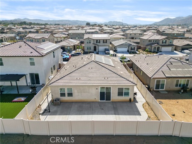 Detail Gallery Image 8 of 9 For 25541 Buckeye Meadow Ln, Homeland,  CA 92548 - 4 Beds | 2 Baths
