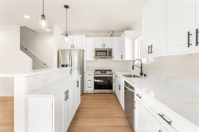 Detail Gallery Image 14 of 35 For 904 Hert St, Colton,  CA 92324 - 4 Beds | 2/1 Baths