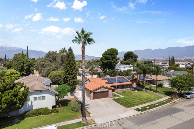 19692 Rowan Avenue, Rialto CA: https://media.crmls.org/medias/776a2283-0f23-4103-a047-3471d63c52fe.jpg