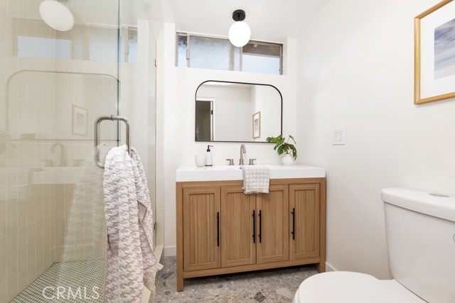 Detail Gallery Image 16 of 23 For 19844 Hemmingway St, Winnetka,  CA 91306 - 4 Beds | 2 Baths