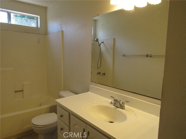 Detail Gallery Image 41 of 44 For 113 Rockwood, Irvine,  CA 92614 - 3 Beds | 2 Baths