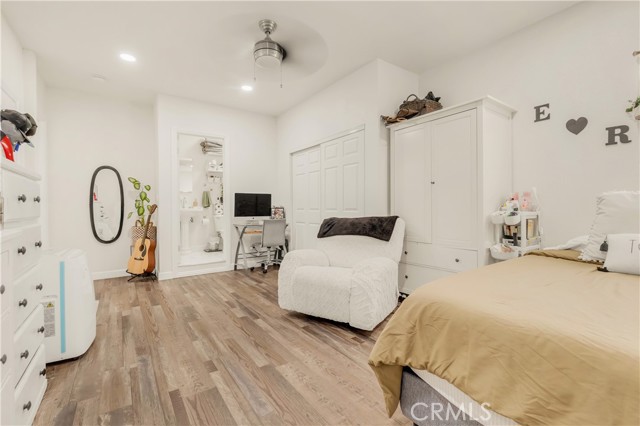 764 W 107th Street, Los Angeles CA: https://media.crmls.org/medias/776c9e69-0e04-4bbf-867b-285afe4cb36d.jpg
