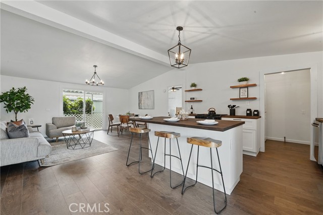 Detail Gallery Image 5 of 40 For 17222 Alameda Dr, Perris,  CA 92570 - 3 Beds | 2 Baths