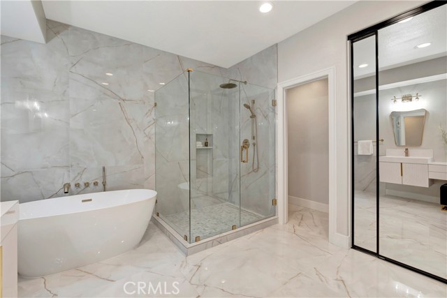 311 22nd Street, Huntington Beach CA: https://media.crmls.org/medias/776dbea3-35e7-4b5c-af45-548befc26f32.jpg