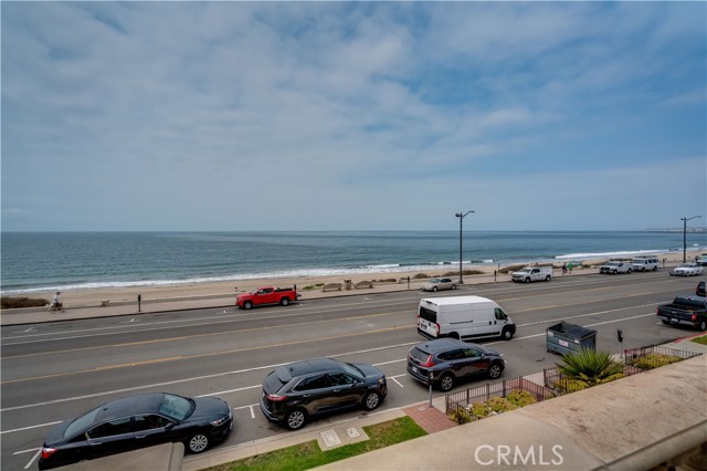 1724 Esplanade, Redondo Beach, California 90277, 3 Bedrooms Bedrooms, ,1 BathroomBathrooms,Residential,Sold,Esplanade,SB21185823