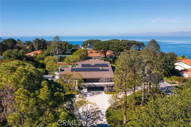 2104 Via Acalones, Palos Verdes Estates, California 90274, 5 Bedrooms Bedrooms, ,4 BathroomsBathrooms,Residential,Sold,Via Acalones,SB22024228