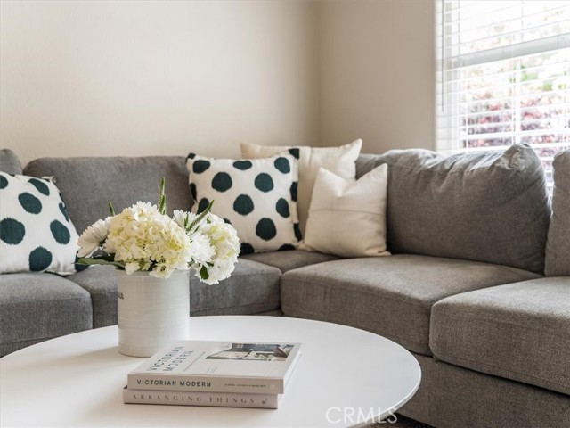 35 Aurora Way, Templeton CA: https://media.crmls.org/medias/776f5fb1-91bb-46ce-b4b8-87d47b6f8962.jpg
