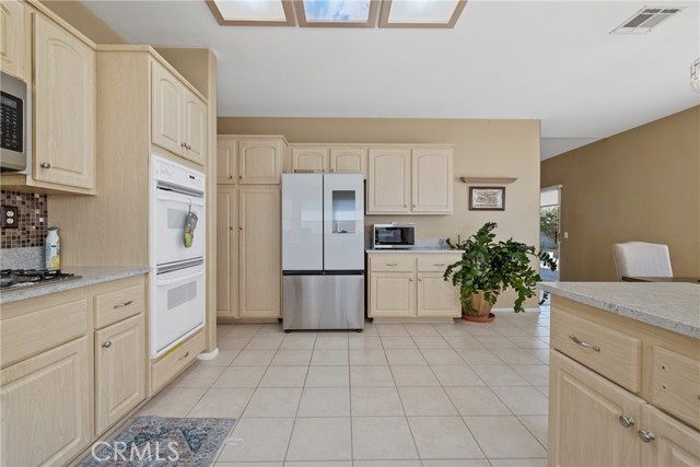 Image 9 of 43 For 78685 Naples Drive