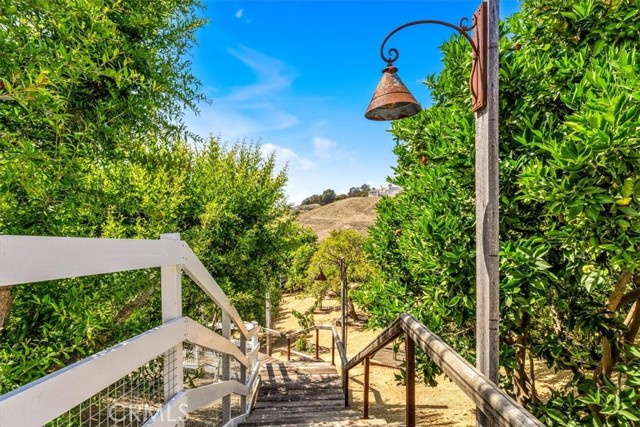 Image 25 of 72 For 27151 Mission Hills Drive
