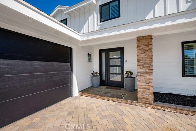 Image 4 of 75 For 3116 Armourdale Avenue