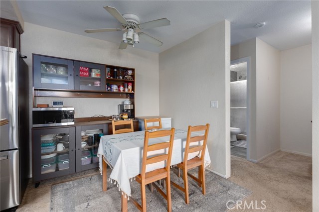 Detail Gallery Image 4 of 26 For 432 Edgehill Ln #26,  Oceanside,  CA 92054 - 1 Beds | 1 Baths