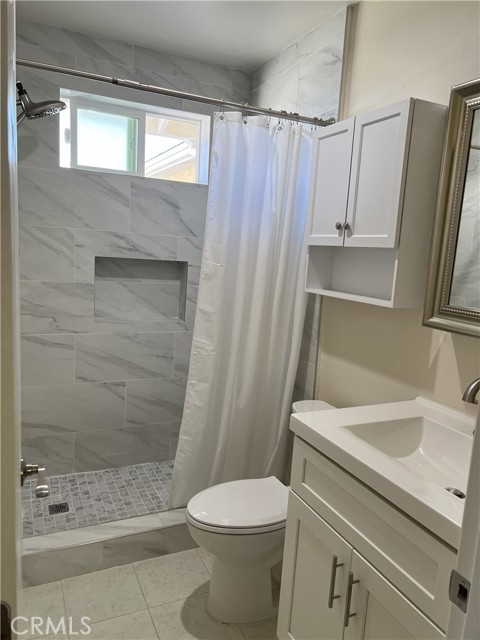 Detail Gallery Image 4 of 7 For 3520 S Gauntlet, West Covina,  CA 91792 - 1 Beds | 1 Baths