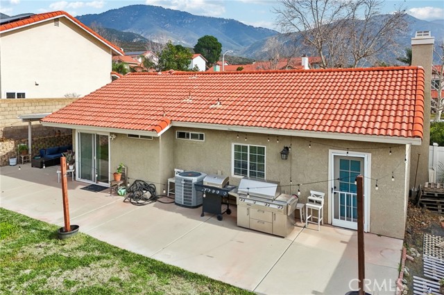 Detail Gallery Image 33 of 36 For 6336 N Redwood, San Bernardino,  CA 92407 - 4 Beds | 2 Baths
