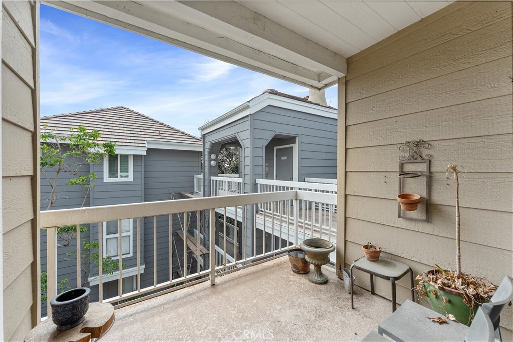 MLS #OC25249407 image #19