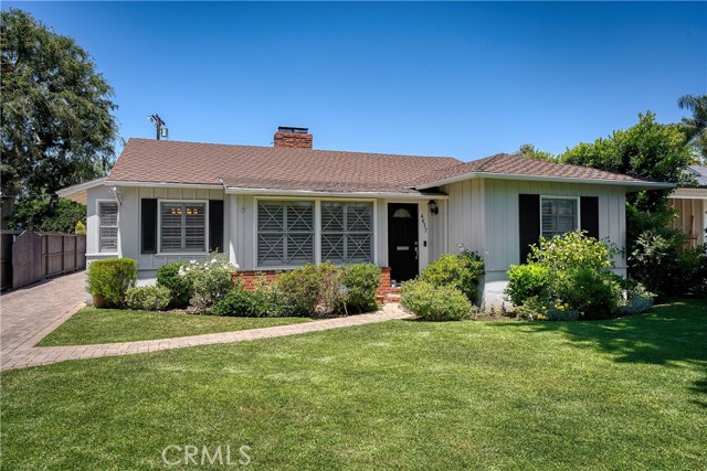 Detail Gallery Image 13 of 19 For 4637 Varna Ave, Sherman Oaks,  CA 91423 - 3 Beds | 2/1 Baths