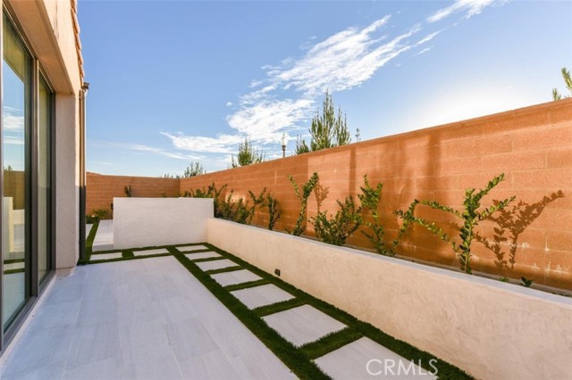 7775436f 6d00 40f2 8032 2e713f347751