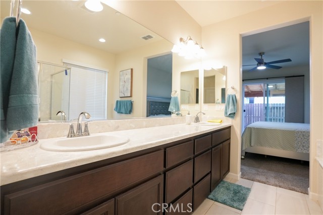 2531 Craftsman Street, Turlock CA: https://media.crmls.org/medias/77754cdf-83f0-4aae-acc5-319261969afb.jpg