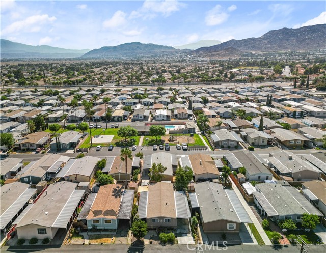 Detail Gallery Image 4 of 8 For 25350 Santiago Dr #9,  Moreno Valley,  CA 92551 - 3 Beds | 2 Baths