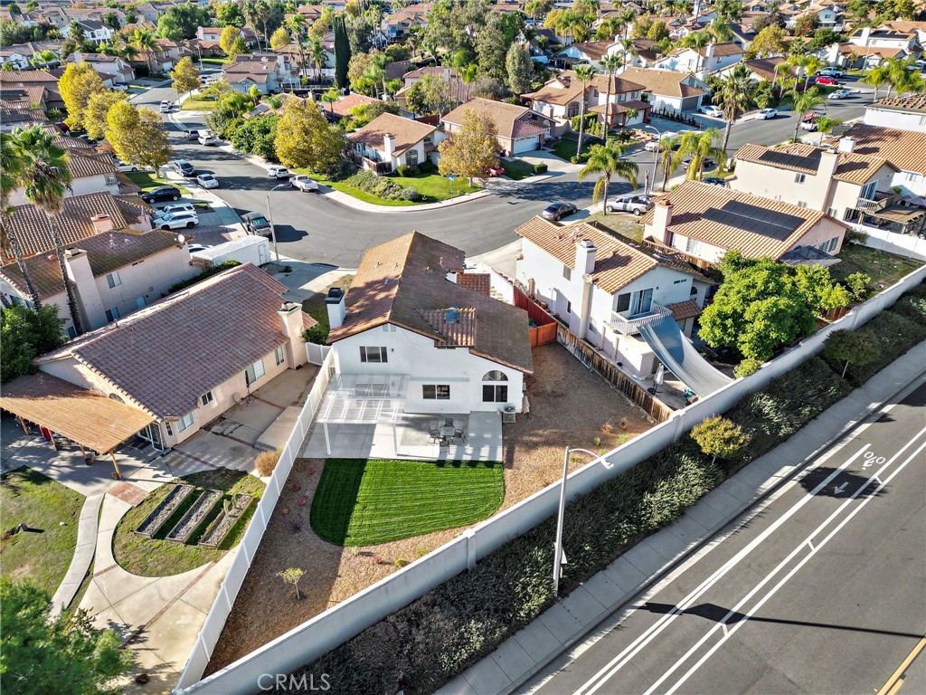 MLS #OC25270528 image #32