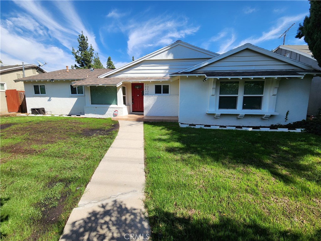10450 Balboa Boulevard