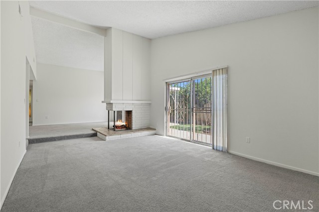 Detail Gallery Image 13 of 55 For 18900 Ledan St, Northridge,  CA 91324 - 4 Beds | 2 Baths