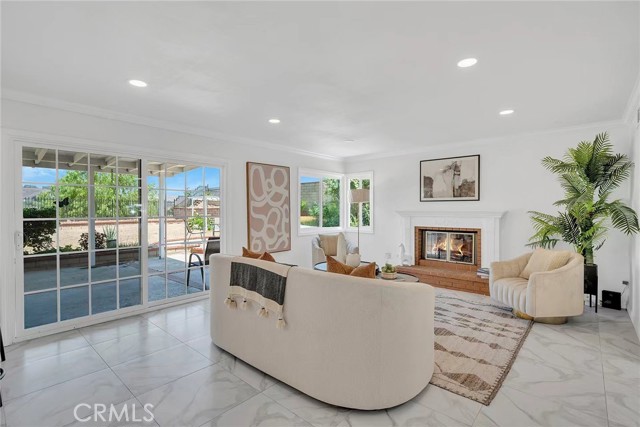 24409 Penrose Court, Diamond Bar CA: https://media.crmls.org/medias/777a29af-8a0f-49fd-910d-f35a6bda31b6.jpg
